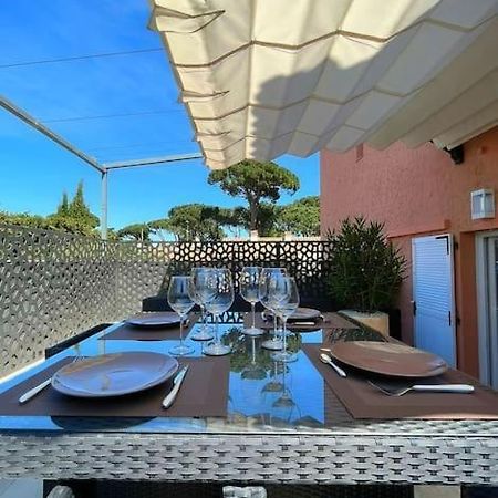 Studio Climatise, Terrasse, Parking Prive, 50M De La Plage Saint-Tropez Exterior photo